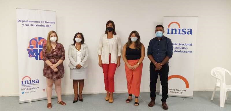 Autoridades de Inisa y Equipo del Departamento