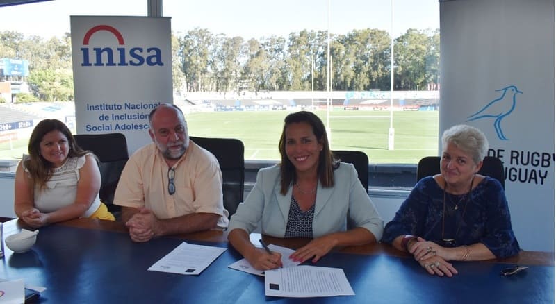 Firma de convenio autoridades