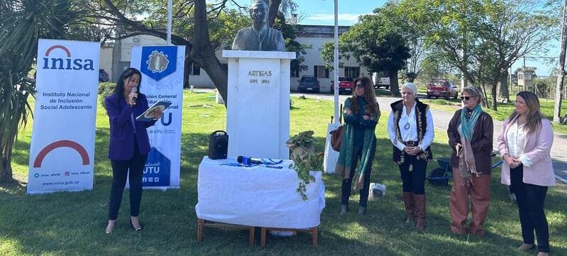 Autoridades de Inisa y UTU.